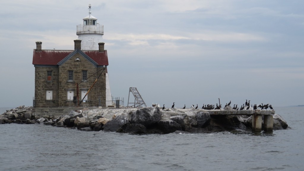 Execution Rocks Lighthouse: A Beacon of History and Mystery